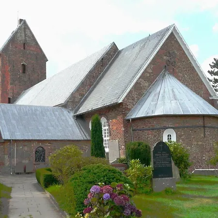 Foehr Huus Modern Retreat