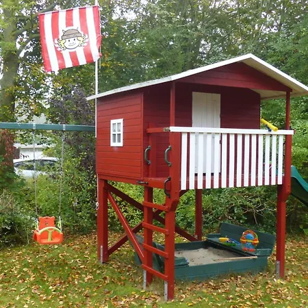 Дом отдыха Foehr Huus Modern Retreat *